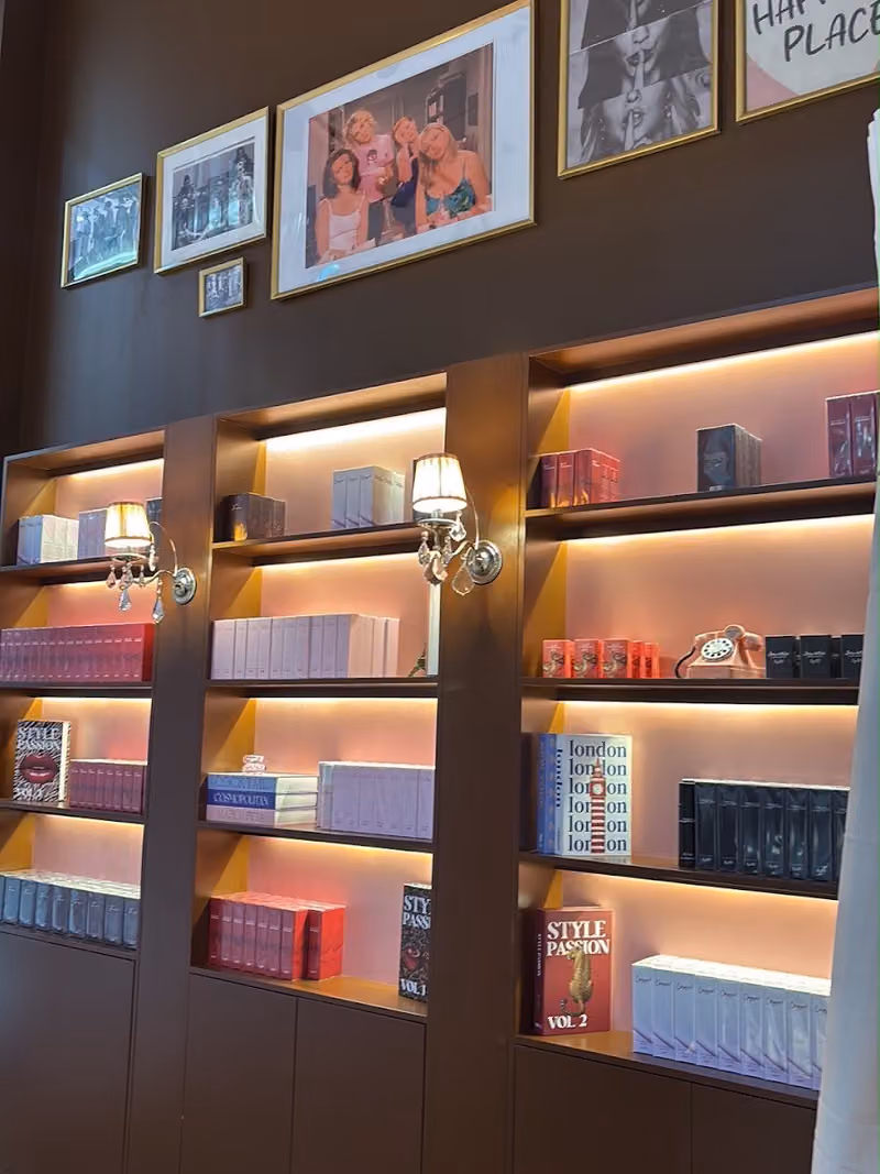 RH boutique