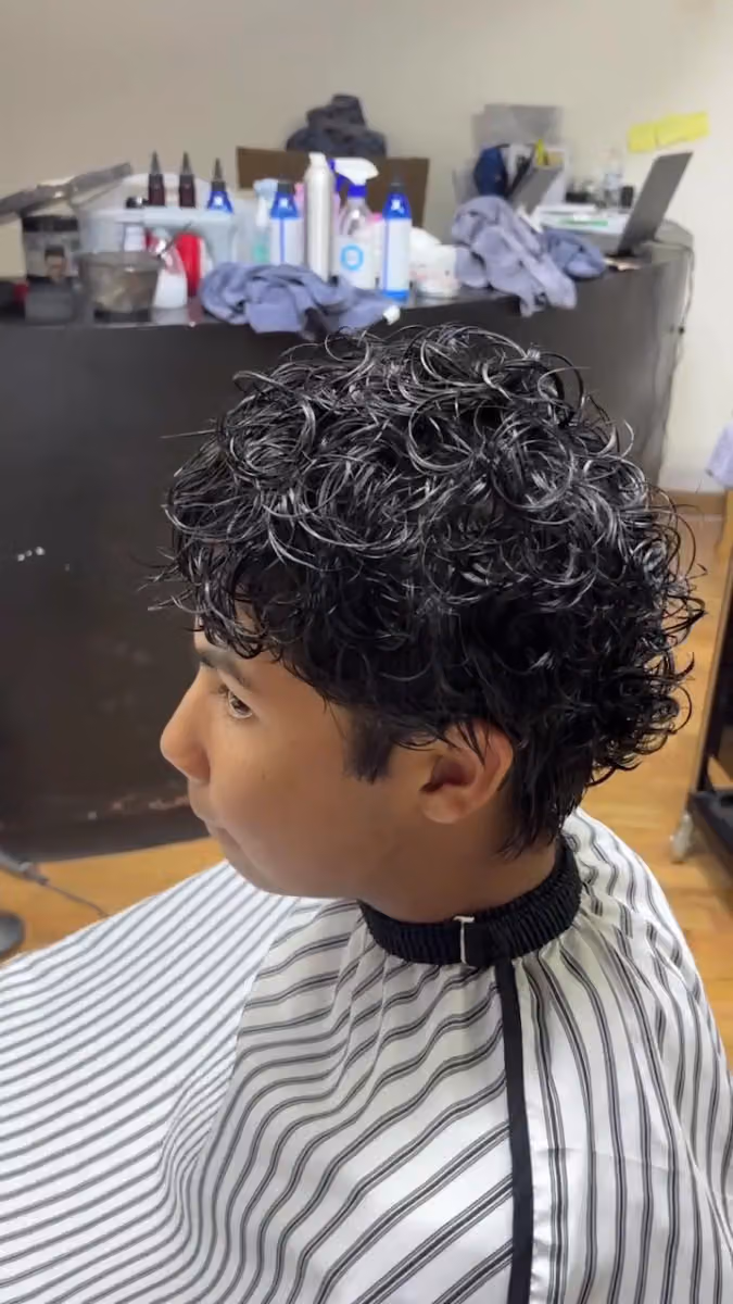 小关理发馆 Riyadh Asian hair