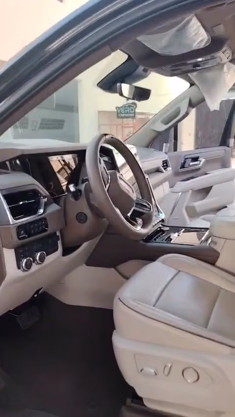 Riyadh Car Services | Best chauffeur service in Riyadh | Best Airport transfer in Saudi-Arabia | Luxury chauffeur service
