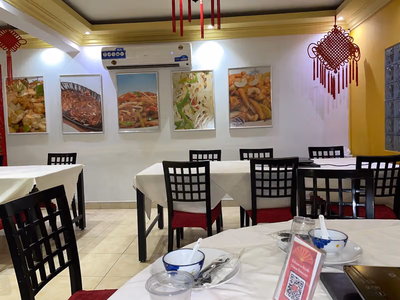 مطعم الرياض الصيني