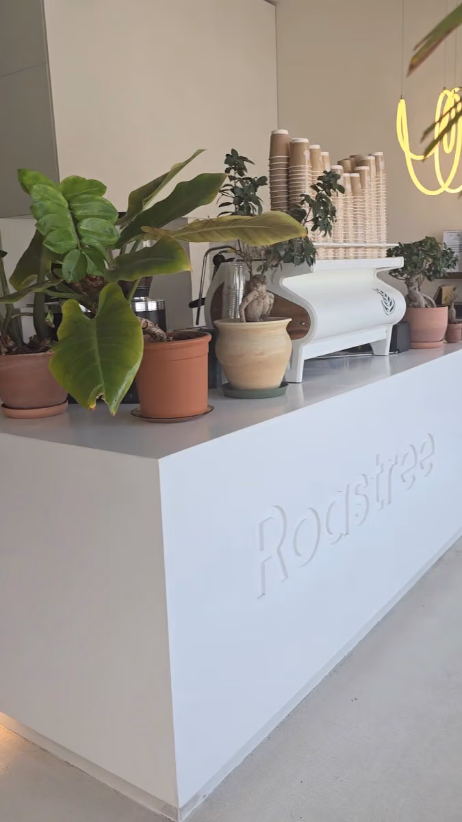 ROASTREE Coffee Roasters محمصة ومقهى روستري