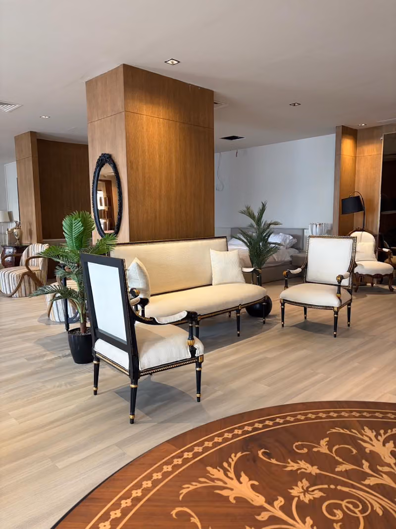 Rollc Design.furniture.execution - تصميم . تنفيد . اثاث