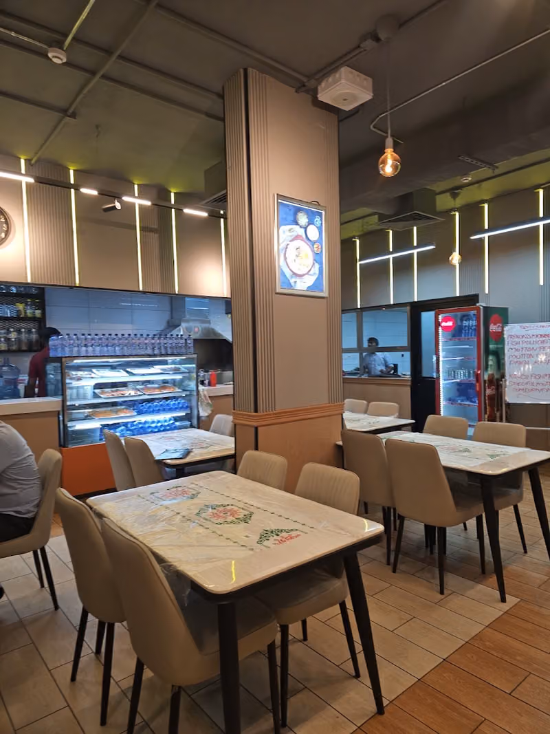 Royal spicy restaurant