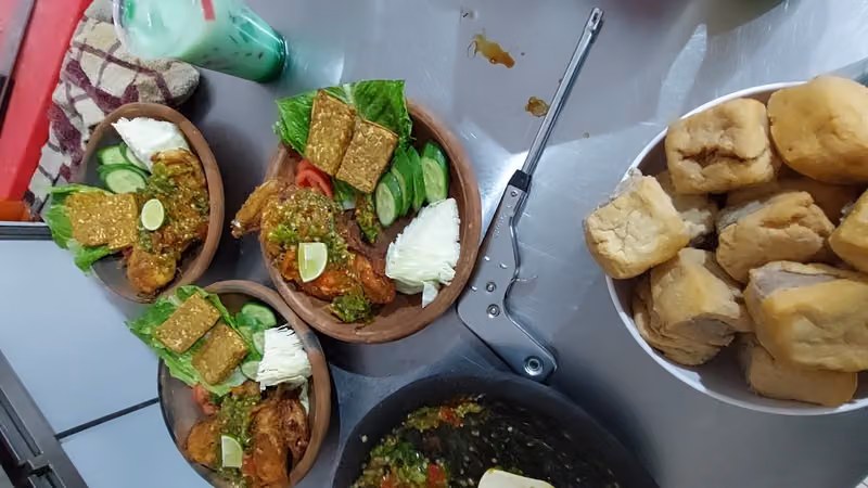 Rumah makan puncak