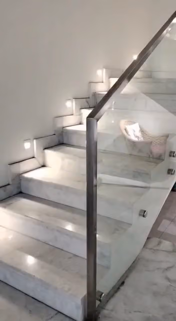 رواد المعادن للمقاولات