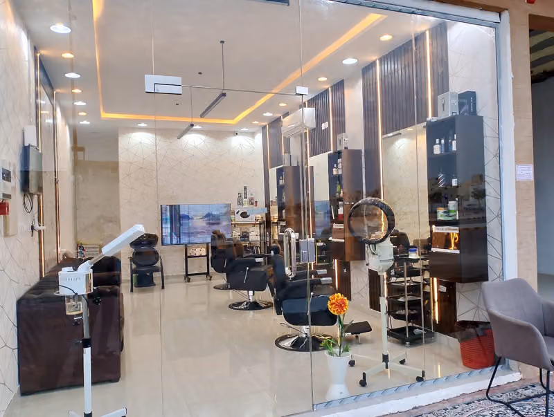 روعة شنب للحلاقة