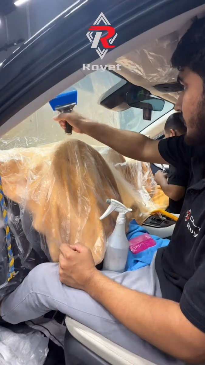 رويت للعناية بالسيارة