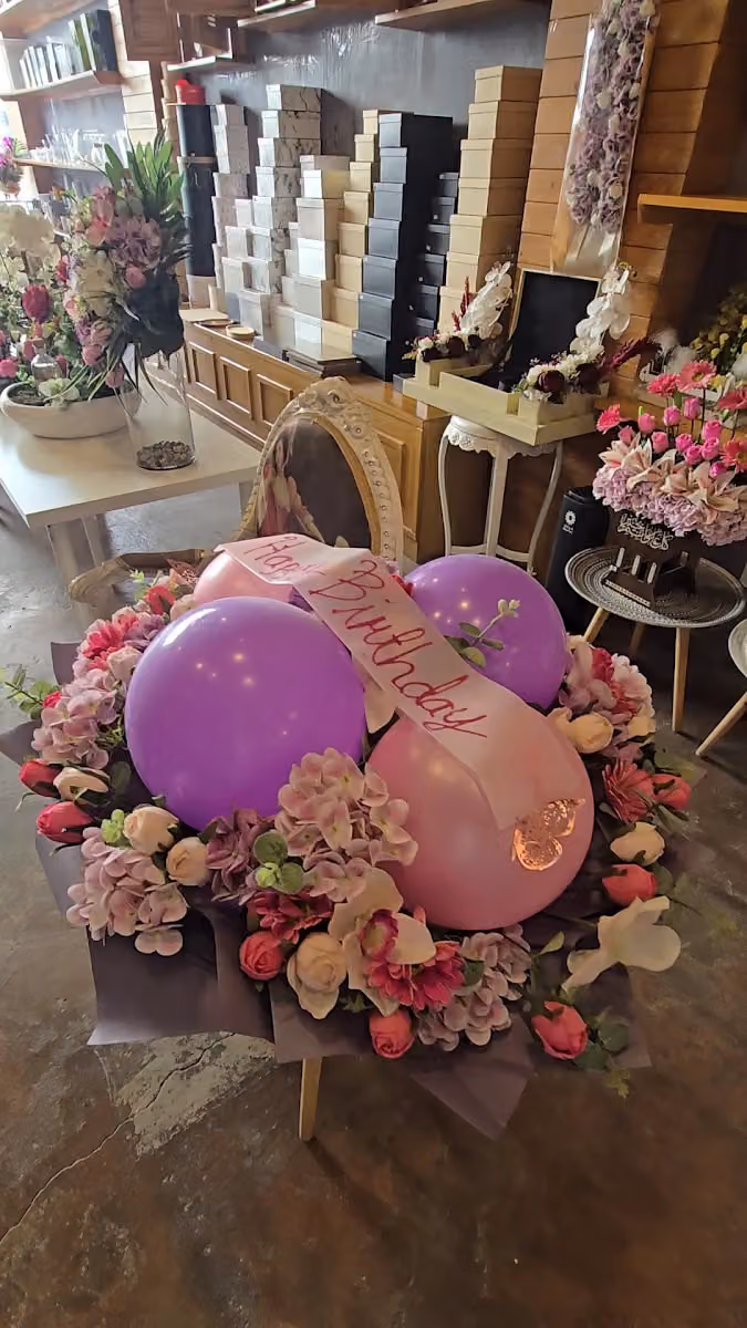 ريف وردتي ورد وهدايا