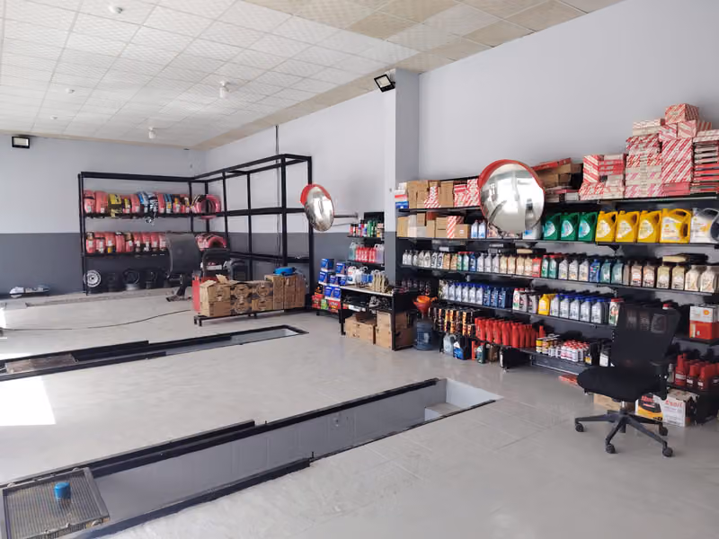 Sadat Star Car Care Center and Oil Change