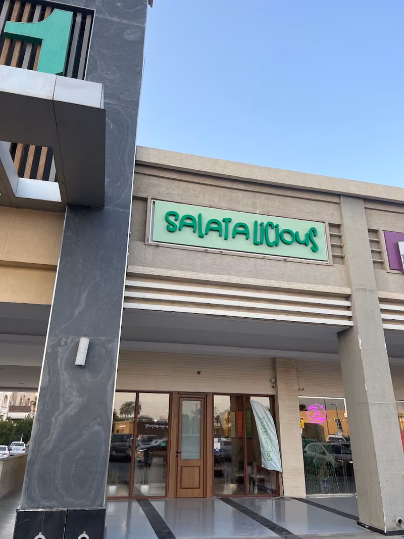 Salata licious