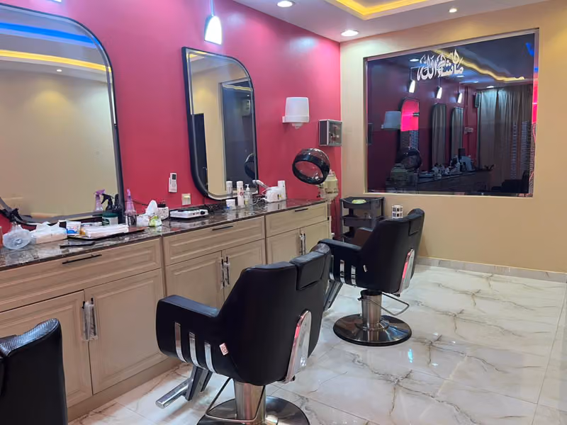 Salon Mazhar Fakhar