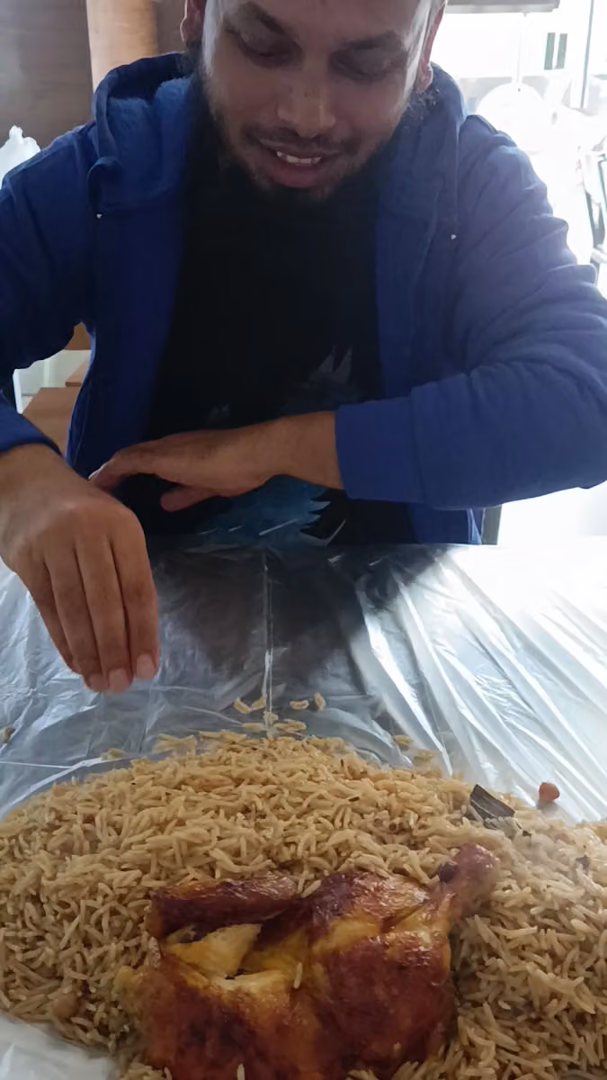 مطعم سلوك باكستاني