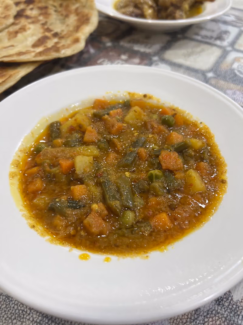 مطعم سلوك باكستاني