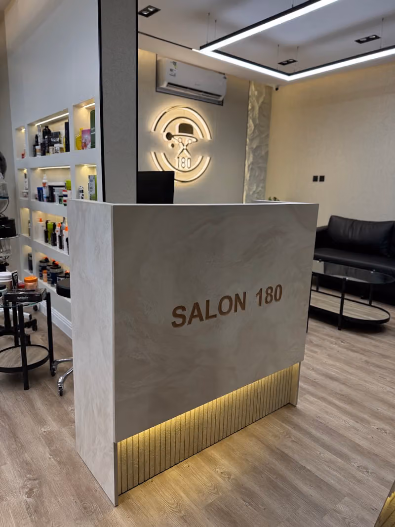 صالون ١٨٠ للحلاقة | salon 180