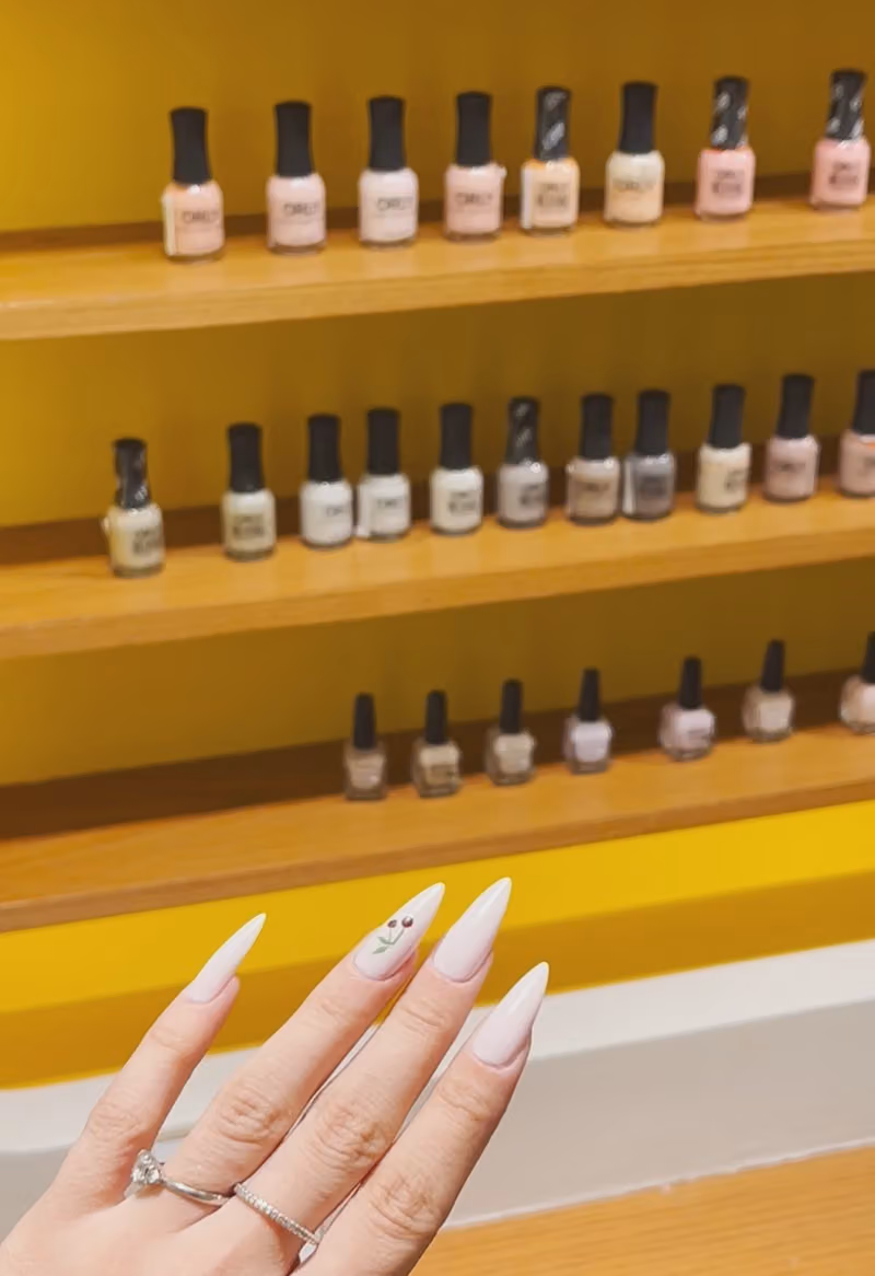 Al-Ishraqa nail care salon