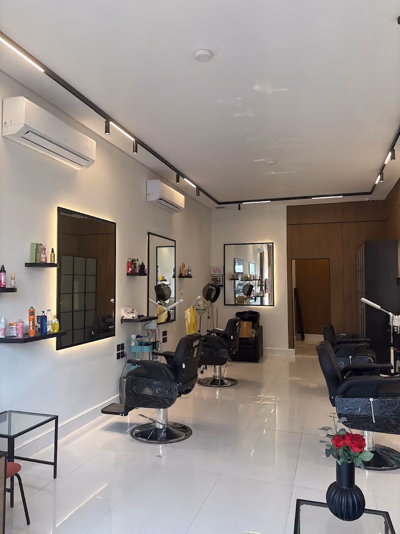 صالون المسار الازرق | Blue line Salon