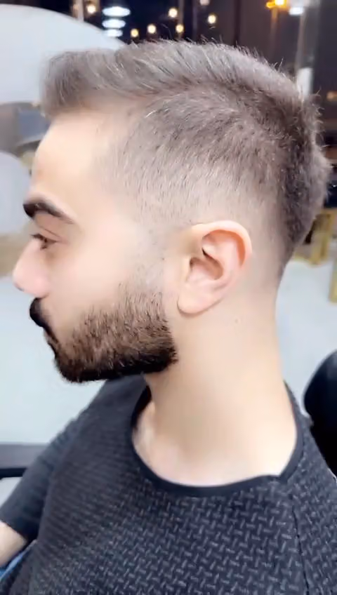 صالون عنوان اللمسة للحلاقة الرجالية BARBER