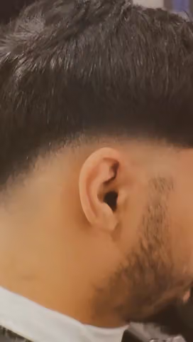 صالون ديفان حلاق (العارض) & DVAN BARBERSHOP