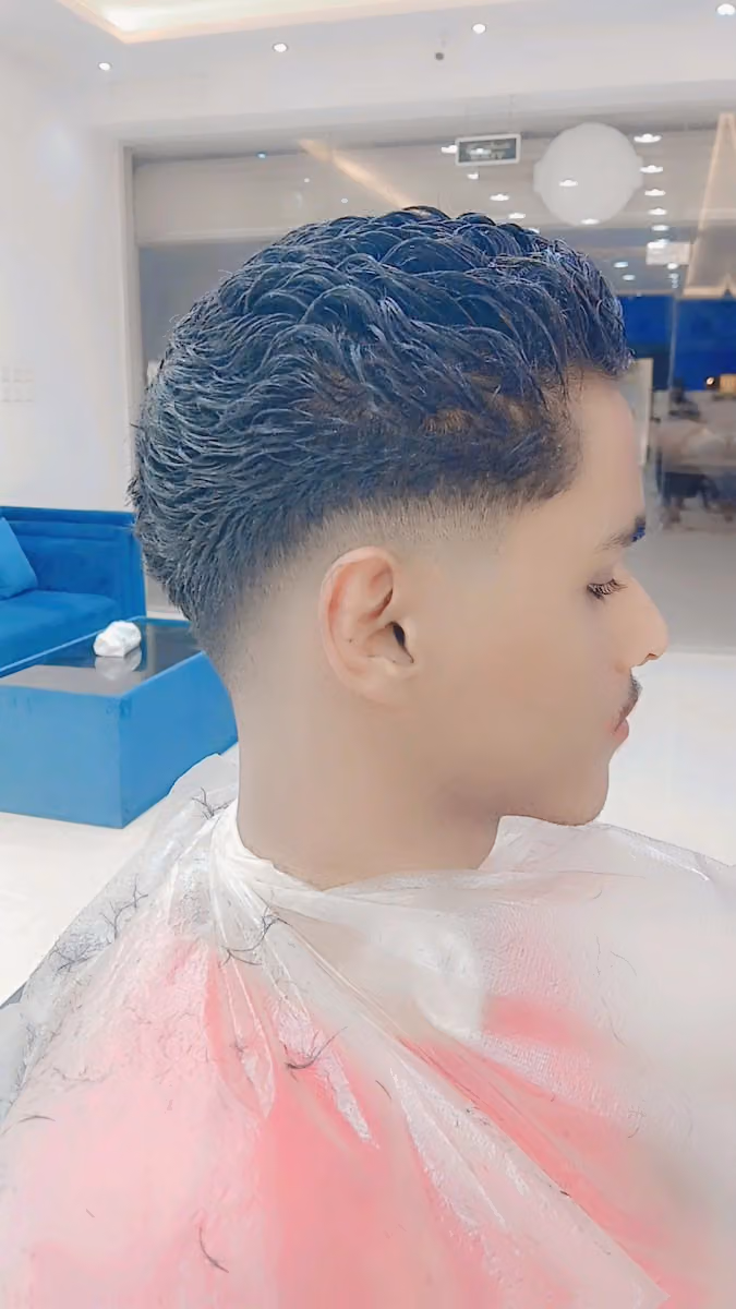 صالون حبكة شنب للحلاقه12