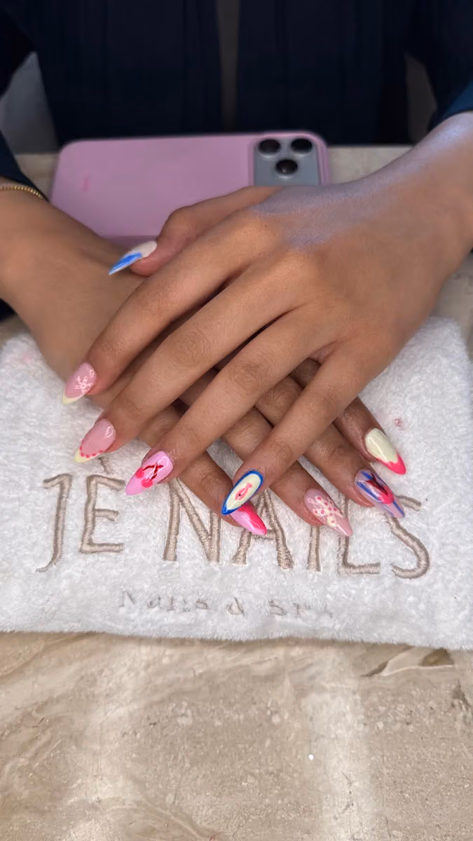 صالون جي نيلز | SALON JÉ NAILS