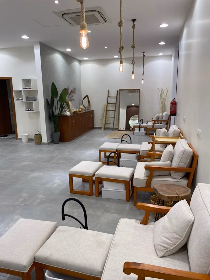 صالون خمرية للتزيين النسائي - Khamriyah beauty salon