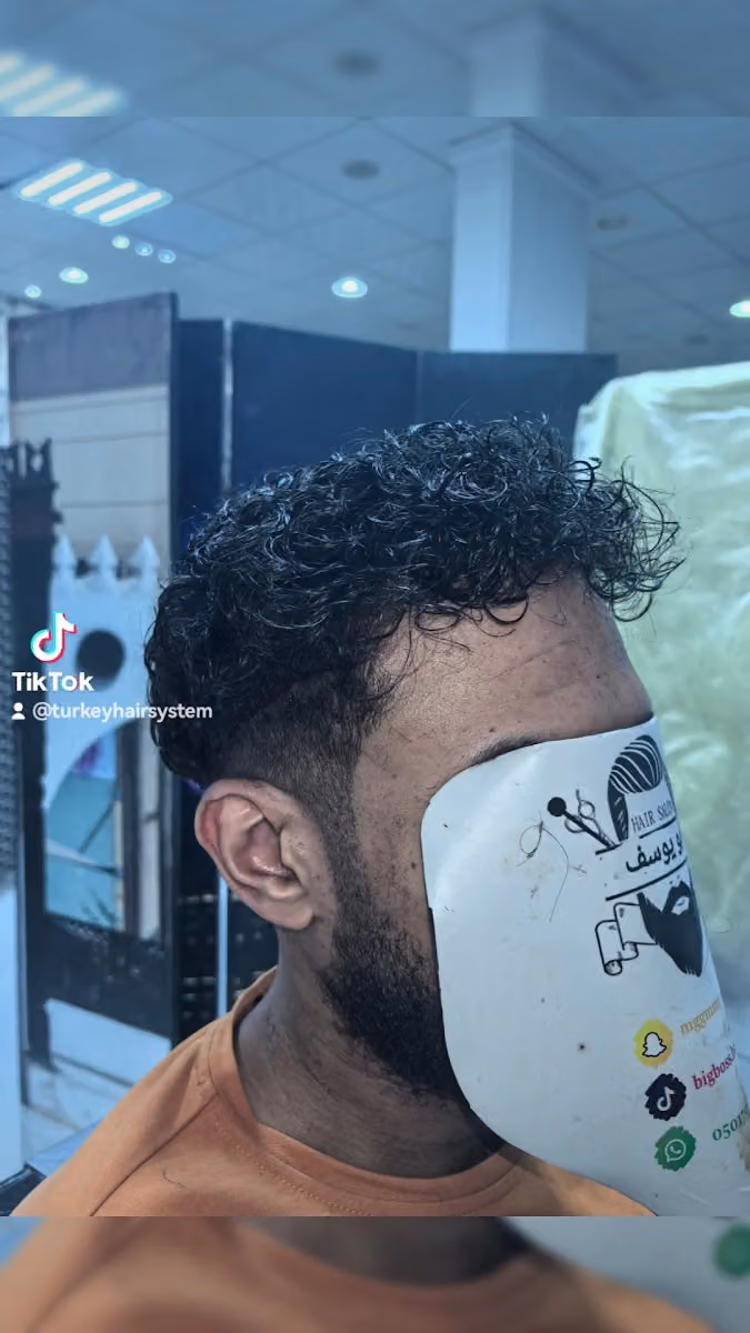 صالون كنوز الإبداع ابو يوسف تركيب شعر طبيعي للرجال