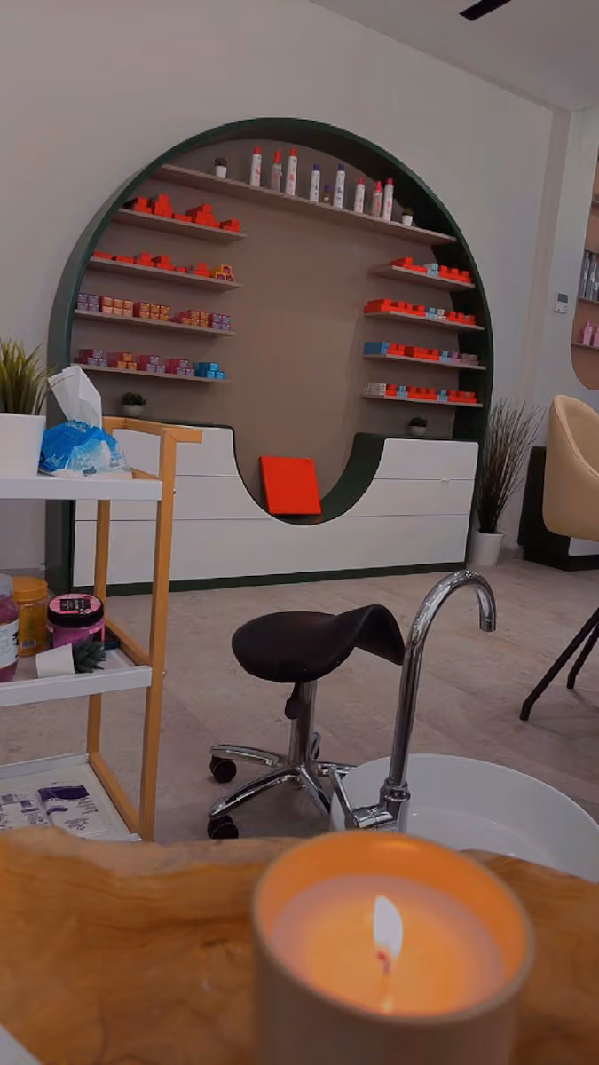 صالون لا لون Salon La Lune