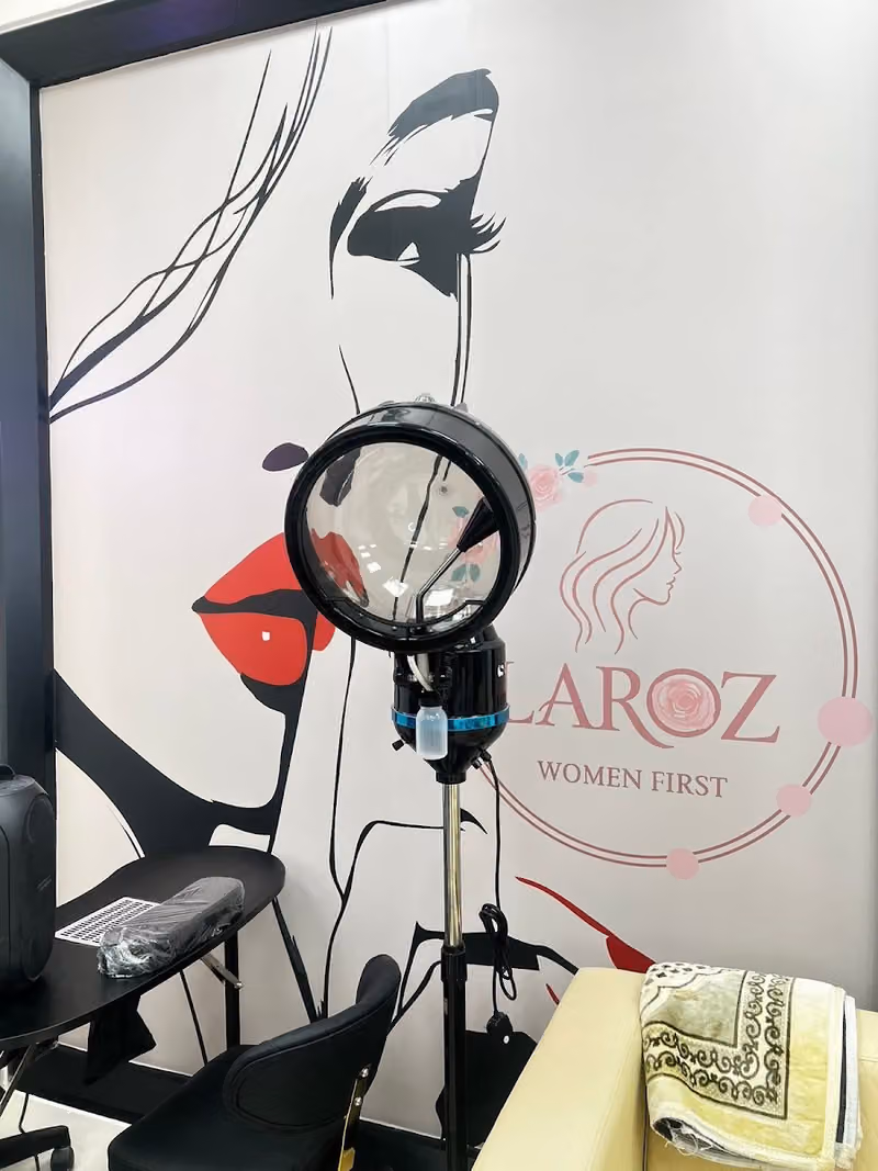 صالون لاروز للتزيين النسائي LAROZ