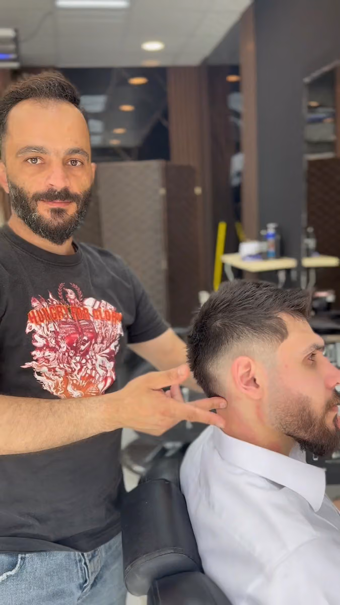 صالون لمسات نشمي ( حلاق أردني) للحلاقة الرجالية