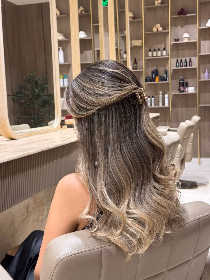 صالون مجدّل Majdal Salon