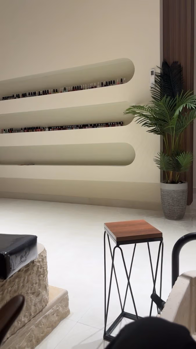 صالون مرايا الجمال..Beauty Mirrors salon