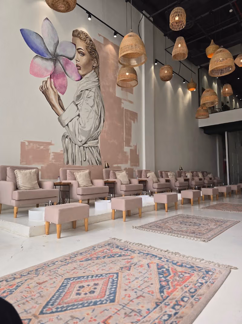 صالون ناش NASH Salon