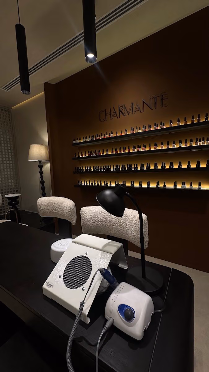 صالون شارمنت Salon Charmante
