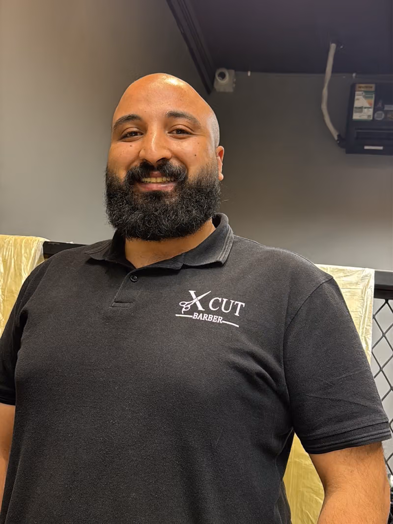 صالون X CUT BARBER