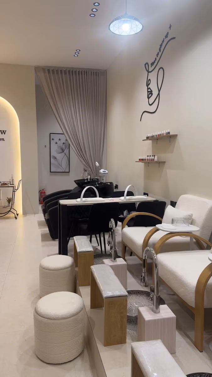 صالون زهر جلو Zhr Glow Salon