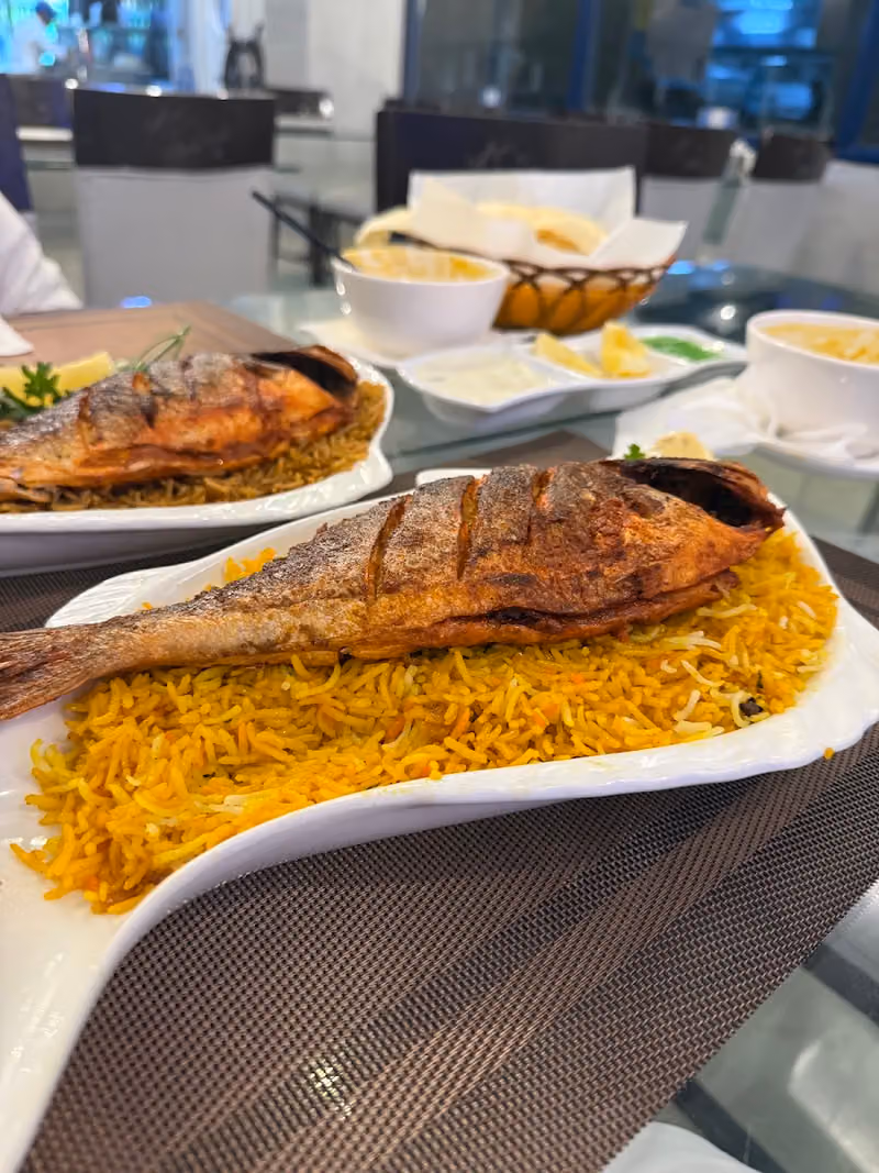 سمكتي بحريات