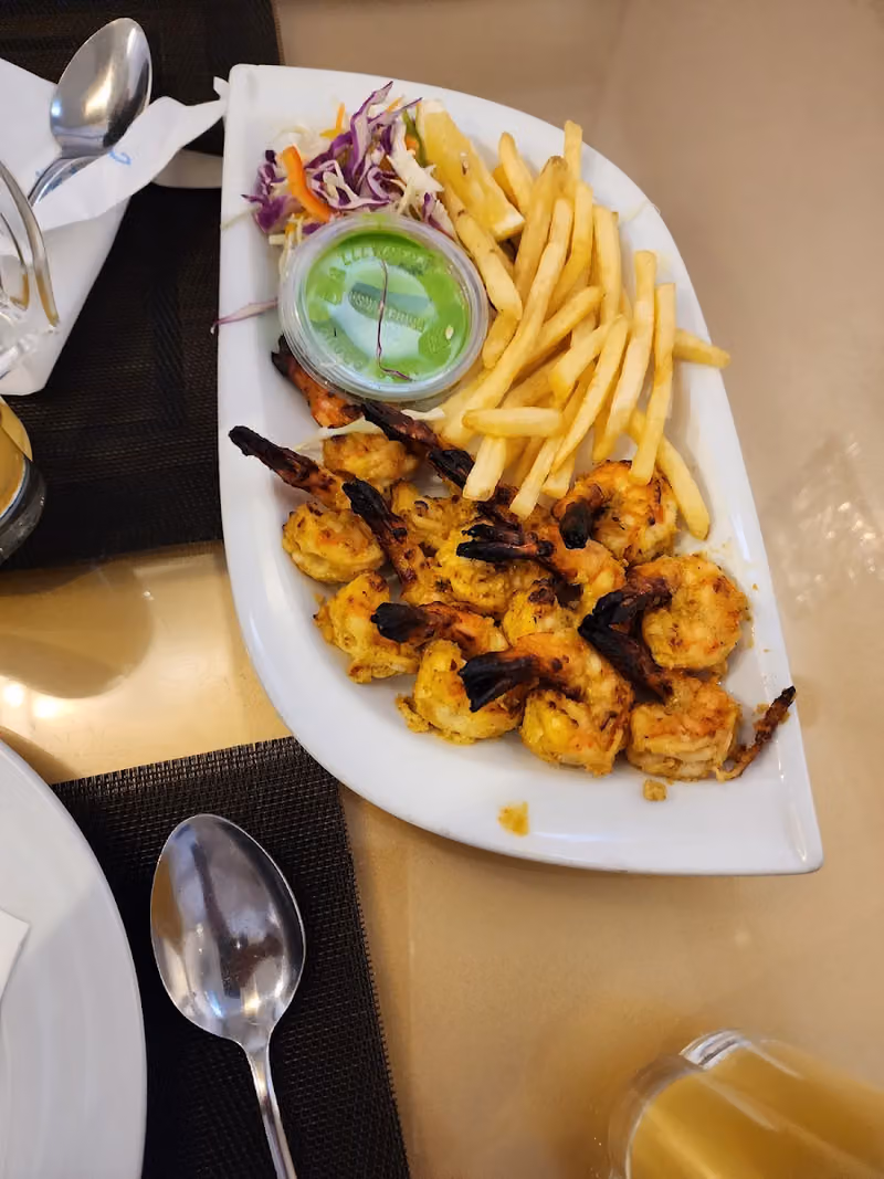 سمكتي بحريات