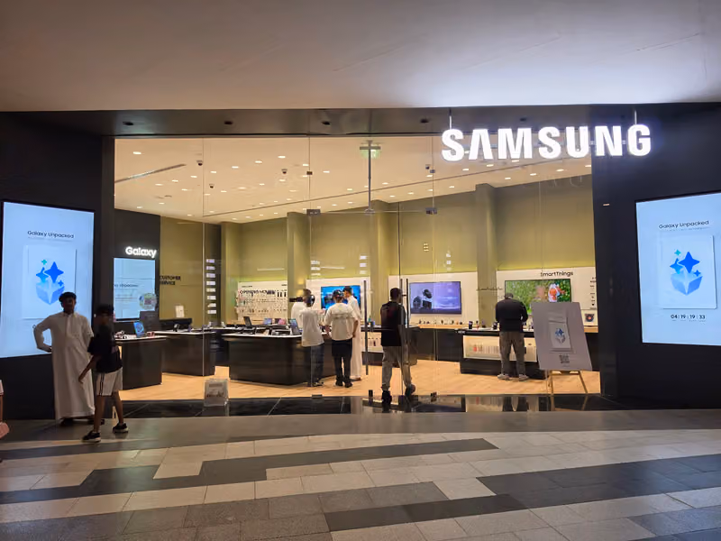 Samsung Experience Store Roshn Front