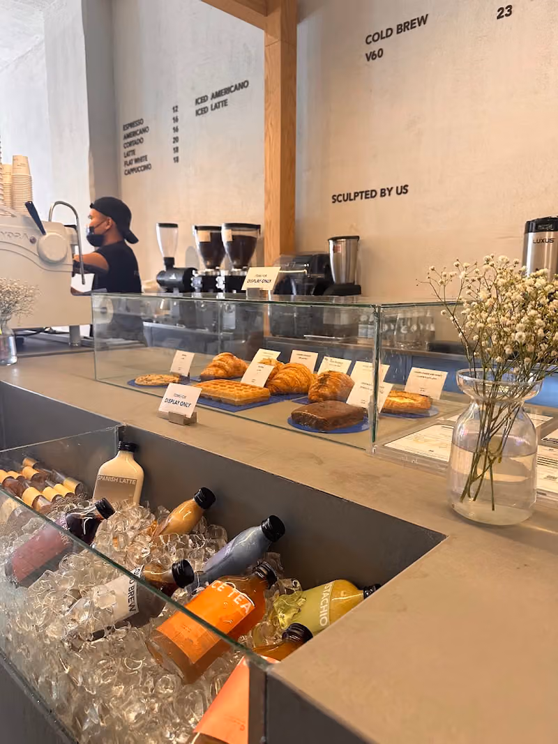 Sculpture Café