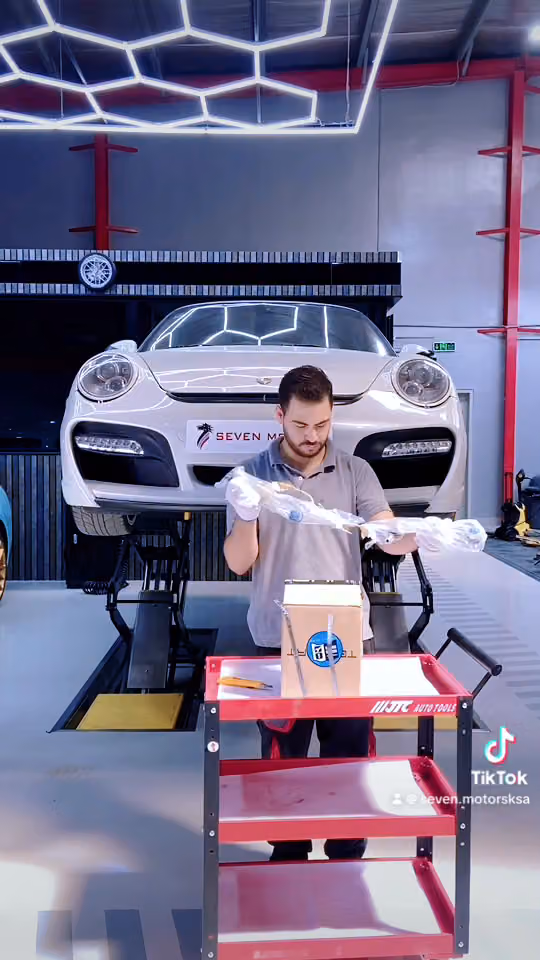 Seven Motors Service Center مركز السبع محركات لصيانة السيارات