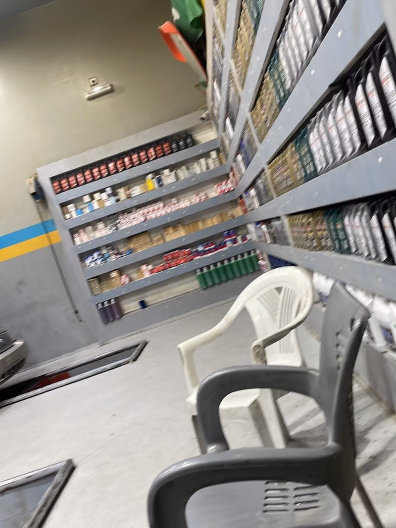 سحاب الديرة لغيار الزيت والبنشر