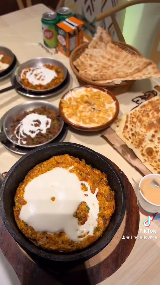 شعبيات سمنة بالعسل