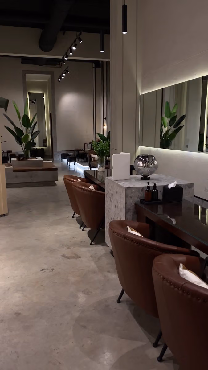 Shades Nail Spa