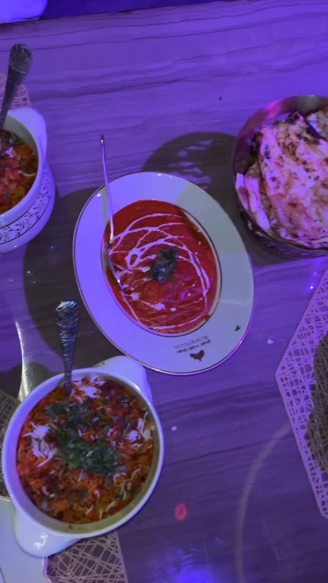 مطعم شاروخان العالمي