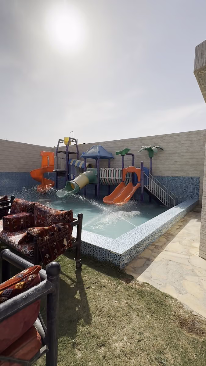 شاليهات البيرة(واحة النخيل)