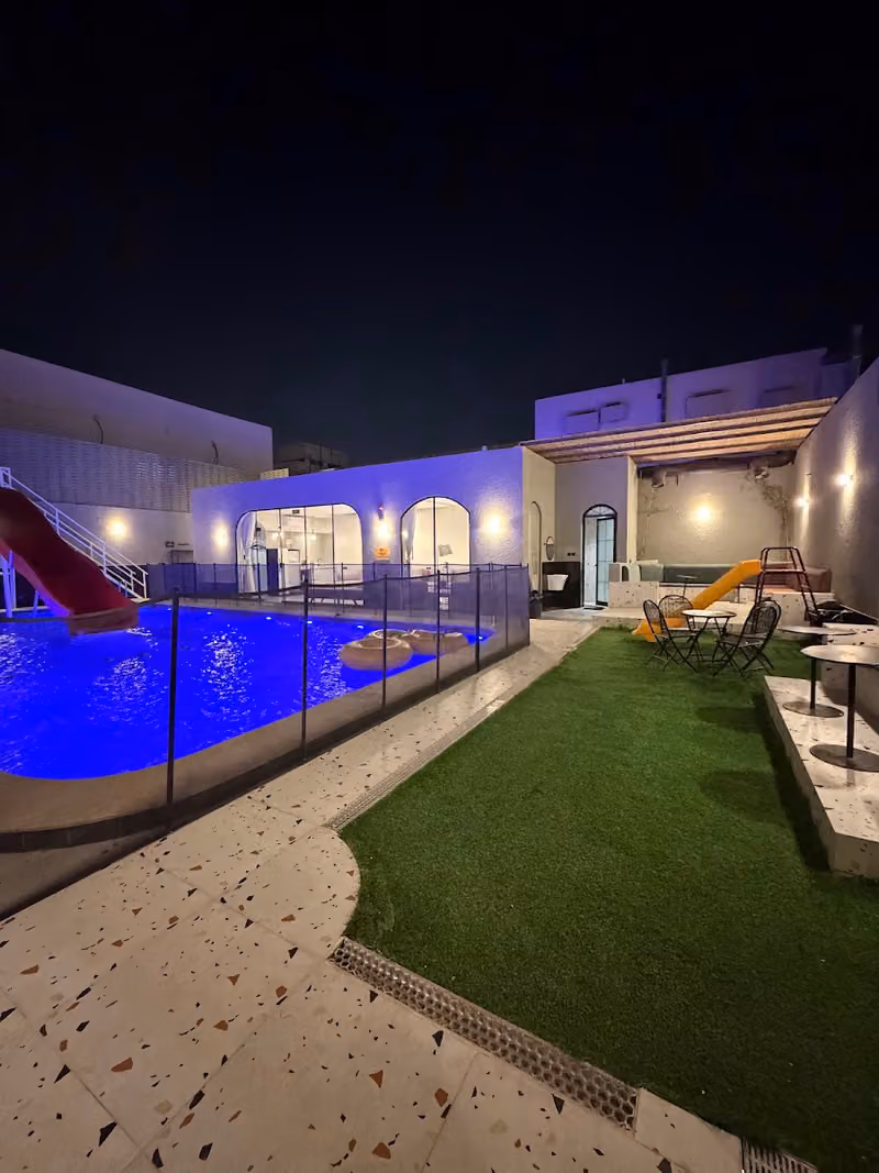 شاليهات أثباج لبيوت العطلات والألعاب المائية🏖️