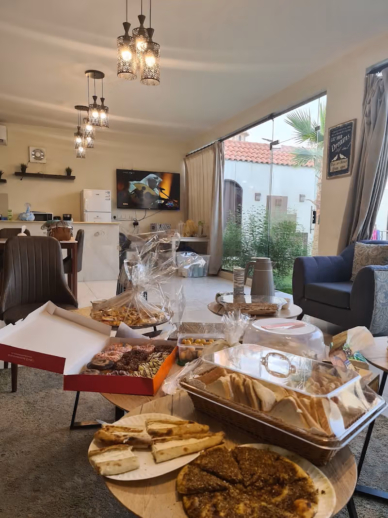 شاليهات حكاية حي المناخ