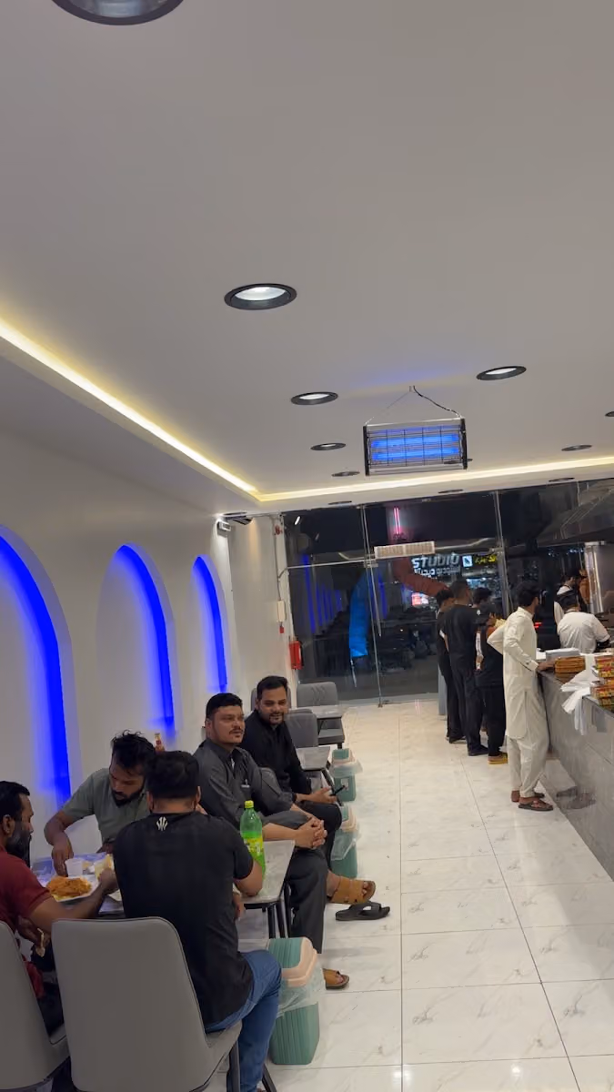 Shawarma Broast مطعم شورما وبروسد