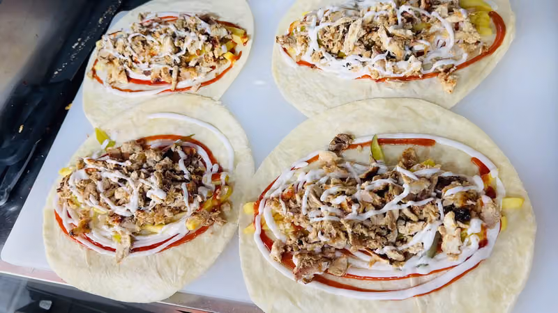 شاورما بيتزا Shawarma Pizza