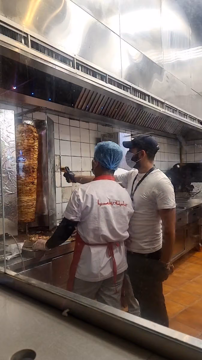 شاورما جليلة